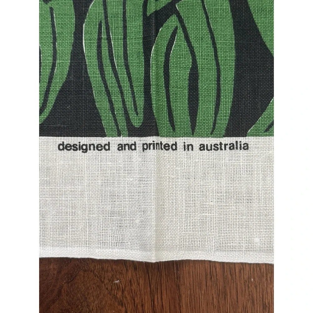 VINTAGE Pam Price KOALA Pure Linen Tea Towel Kitchen Towel Australia NWOT 18x32